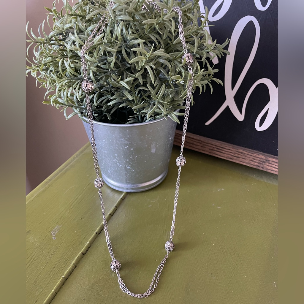 Vintage Sarah Coventry Necklace 20$